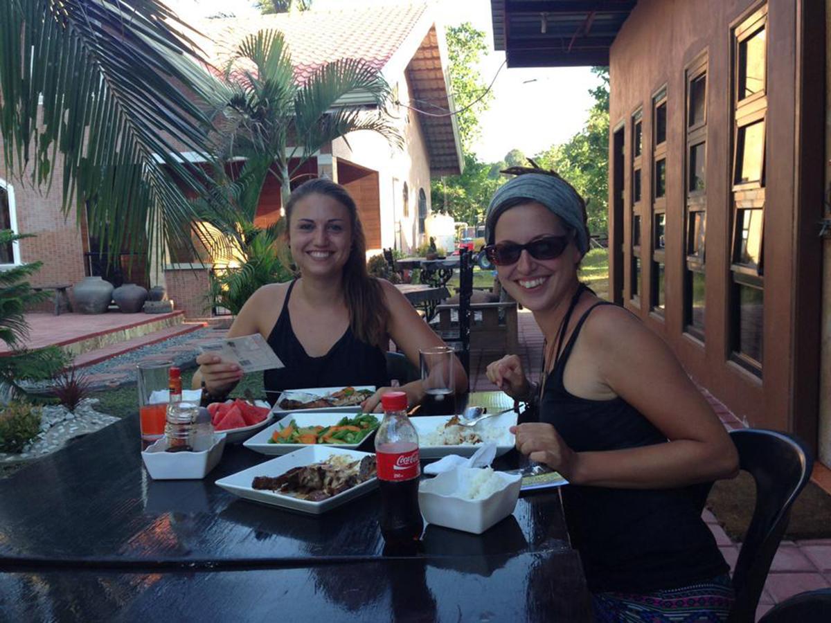 Bognot Lodge : Alvin Bognot Mt Pinatubo Guesthouse And Tours Santa Juliana Kamer foto