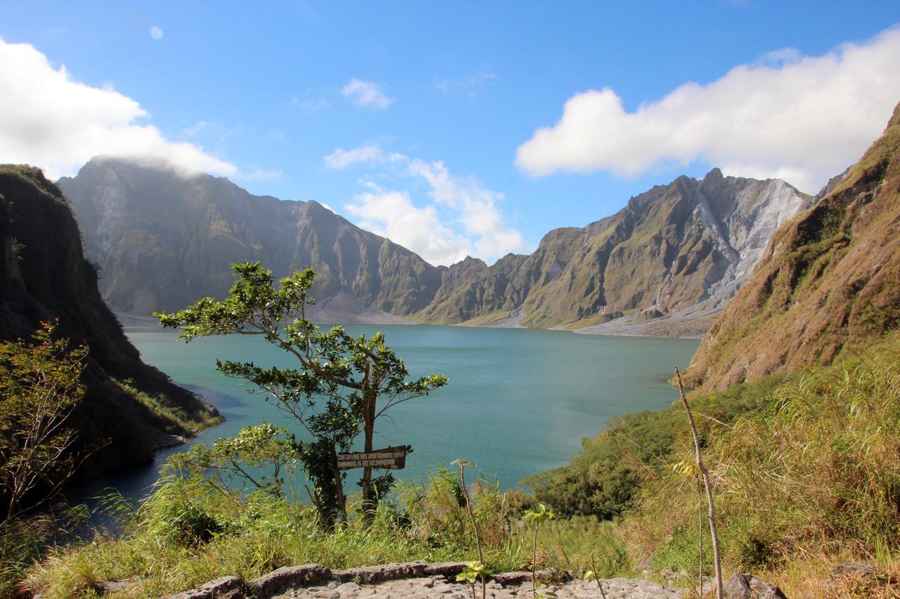 Bognot Lodge : Alvin Bognot Mt Pinatubo Guesthouse And Tours Santa Juliana Buitenkant foto