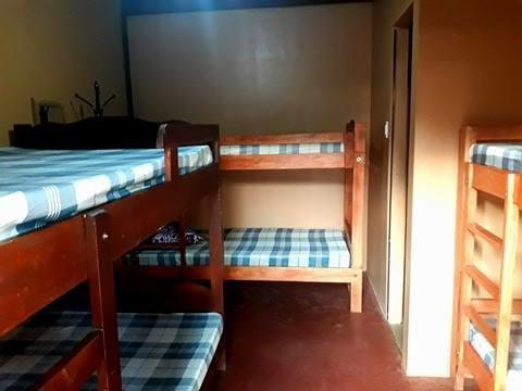 Bognot Lodge : Alvin Bognot Mt Pinatubo Guesthouse And Tours Santa Juliana Buitenkant foto